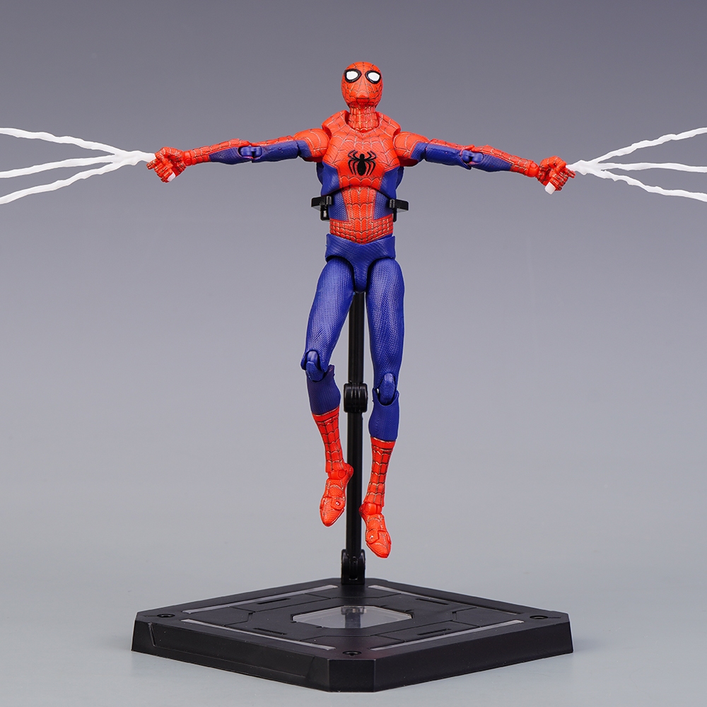Mô hình Action figure MAFEX Spiderman HomeComing