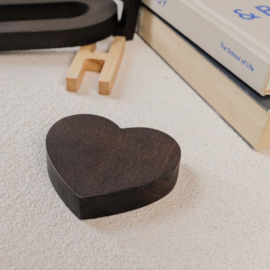 Trái tim gỗ Ash, decor trang trí, dán tường - khodogohanoi