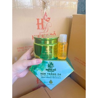 Body kim cương dưỡng da huỳnh đỗ