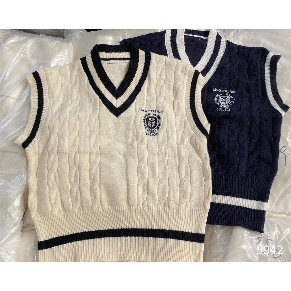 Áo Nữ, Áo Gile Len Nữ Thêu Huy Hiệu 2 Màu Siêu Xinh Hàng QCCC