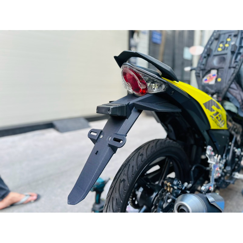 Dè chống gãy vân Carbon Raider và Satria