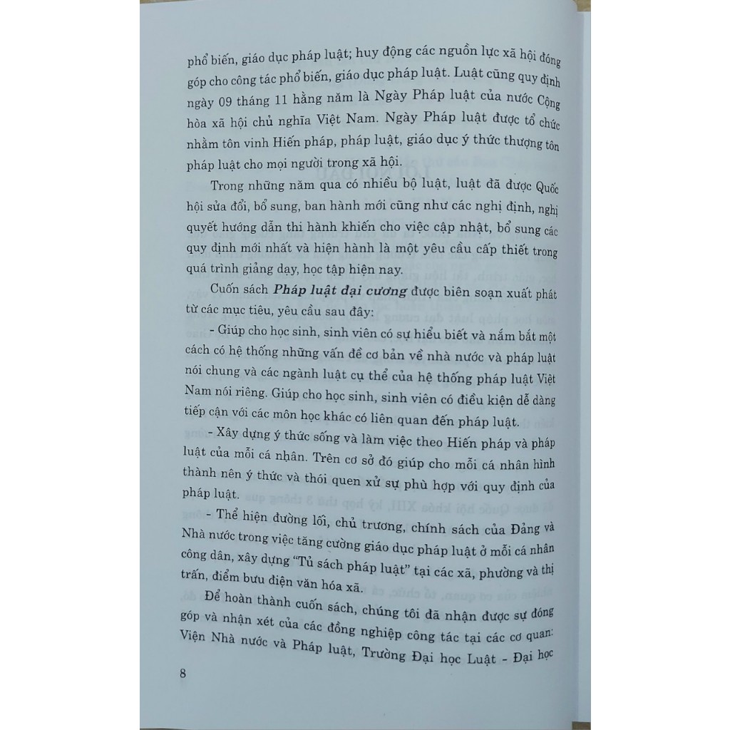 Sách - Pháp luật đại cương (Dùng trong các trường đại học, cao đẳng và trung cấp)