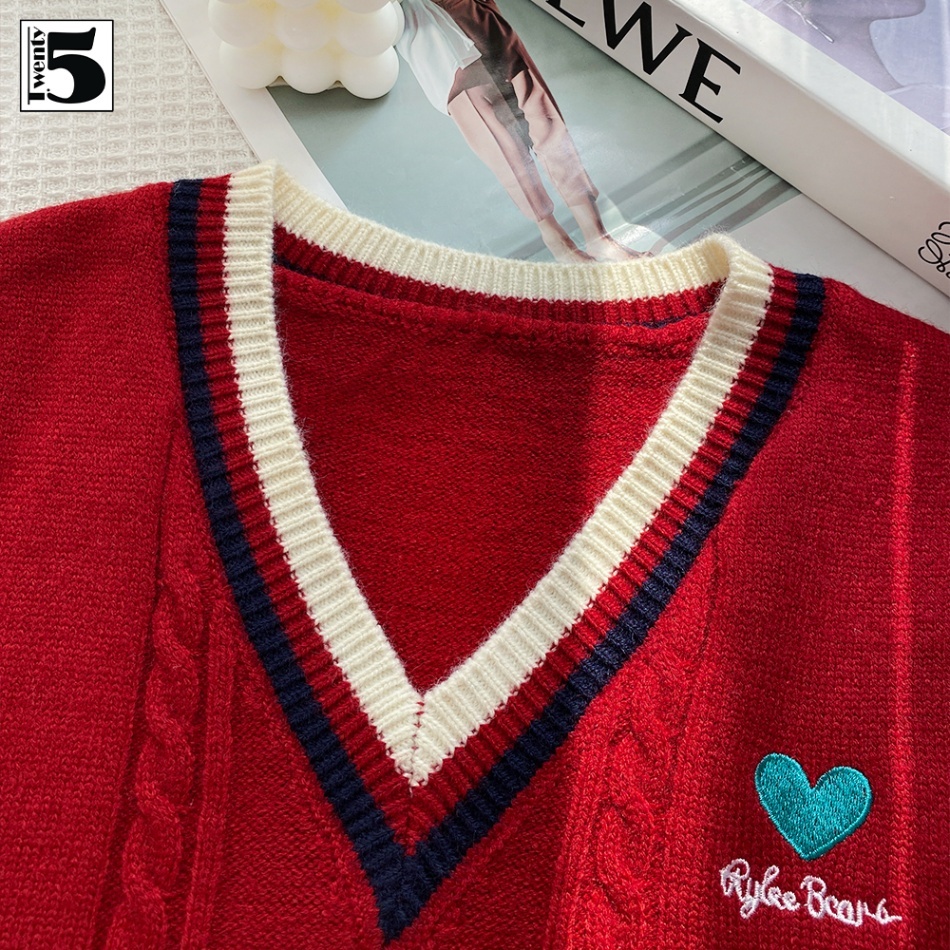 Áo len gile nữ Twentyfive phối màu viền cổ họa tiết đan vặn thừng thêu hình trái tim 5332