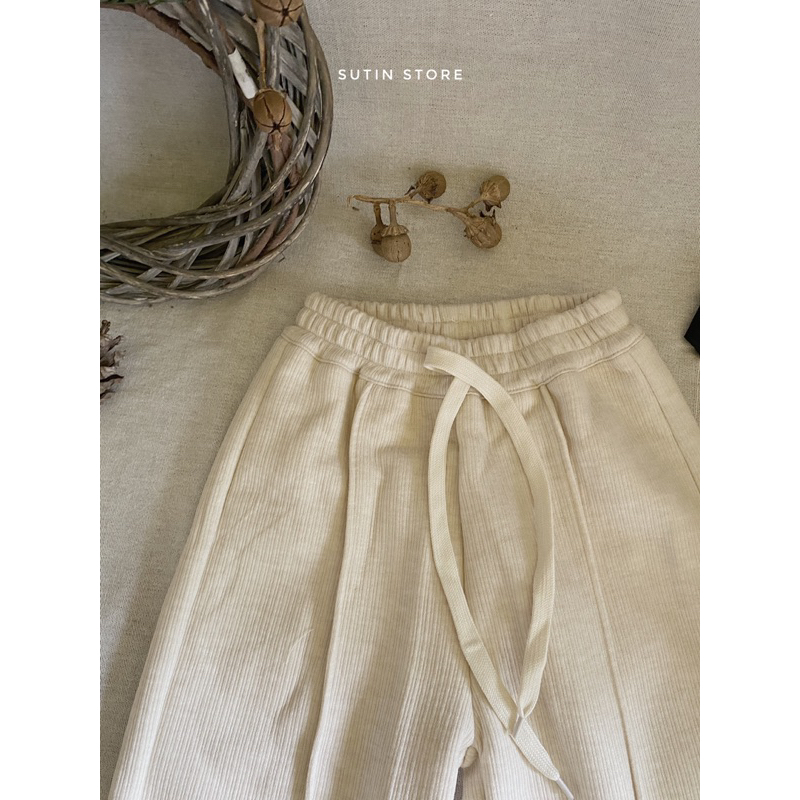 Quần suông lót nỉ cho bé