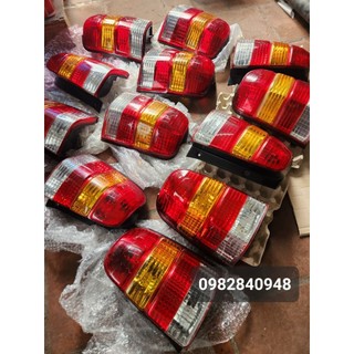 Đèn hậu Ford Escape 2001-2003 (tháo xe zin đẹp)