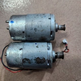 motor tháo máy in 1 chiếc