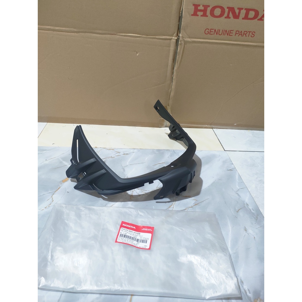 Tấm thông gió trước dưới HONDA WAVE RSX110 năm 2019-2021 màu Đen. *NH1* 64520K90VC0ZB