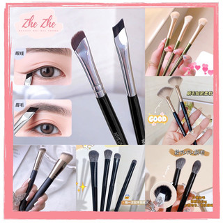 Cọ make up chuyên dụng các loại