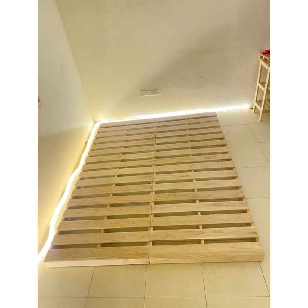 Giường Ngủ Pallet Gỗ Tự Nhiên Mới Không Mắt, Đen , Lỗ Đinh