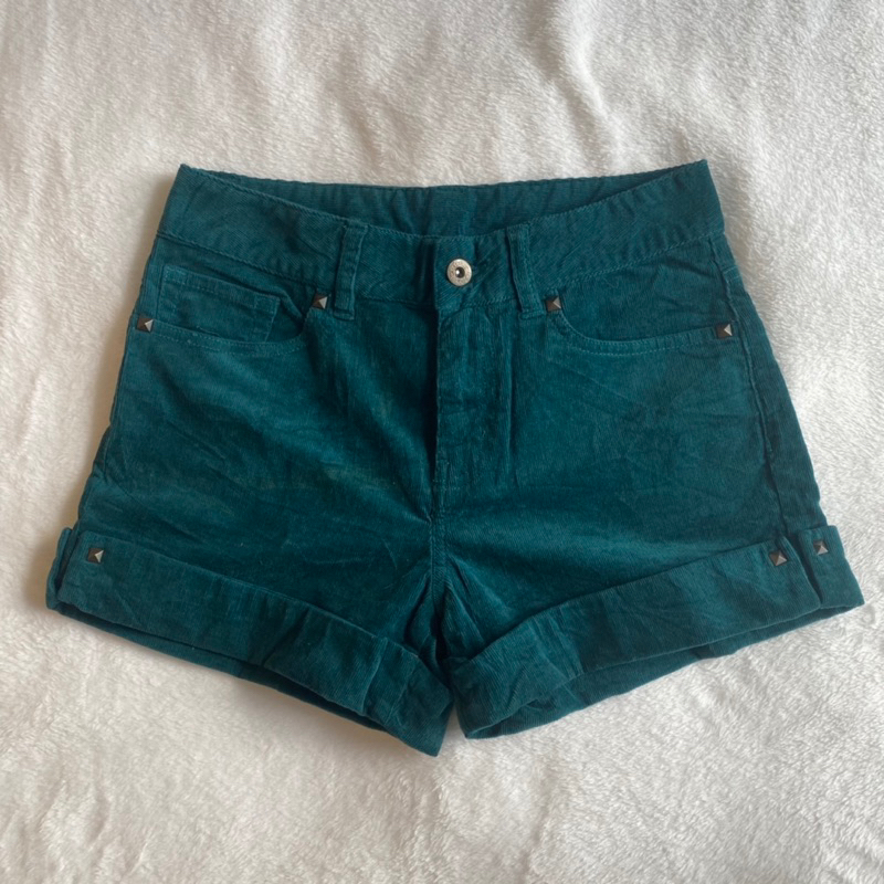 quần short nhung tăm