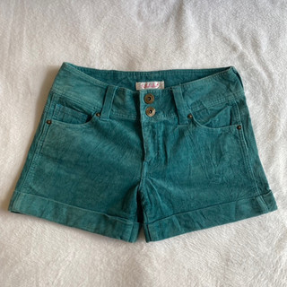quần short nhung tăm