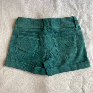 quần short nhung tăm