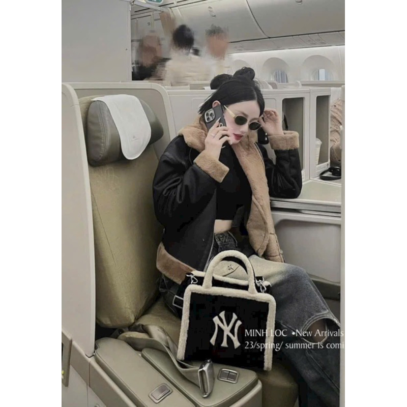 Túi tote mlb ny viền lông cừu siêu hot mới nhất xịn sò 23cm