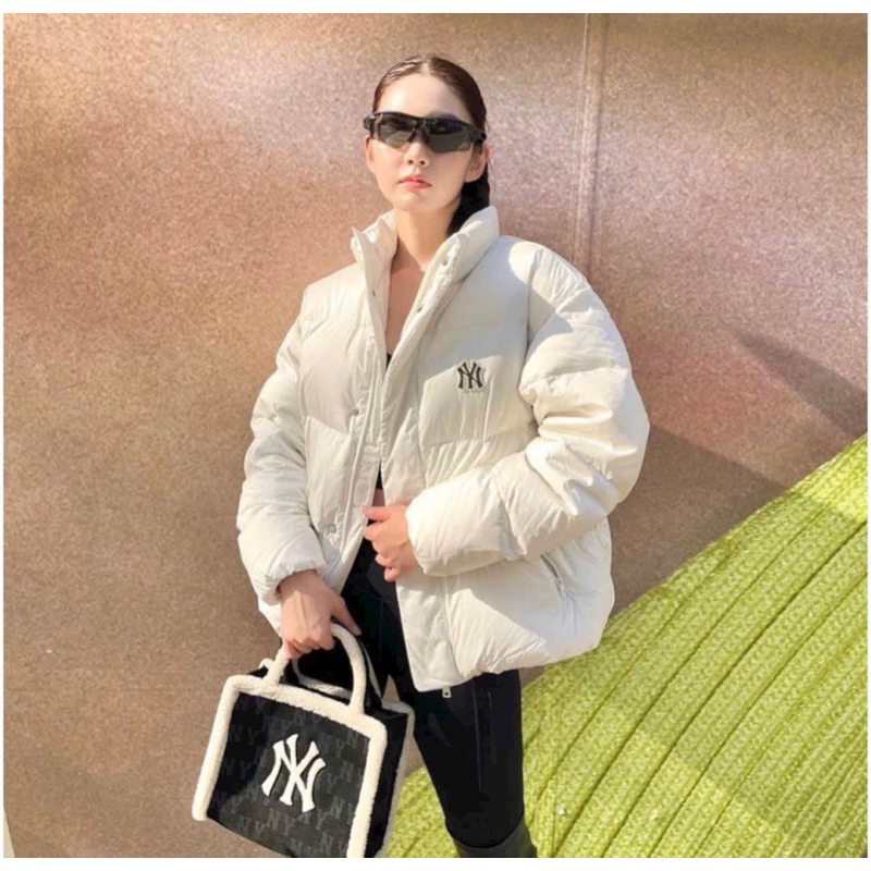 Túi tote mlb ny viền lông cừu siêu hot mới nhất xịn sò 23cm