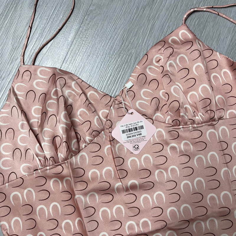 VÁY NGỦ HAI DÂY VENUS’ SECRET