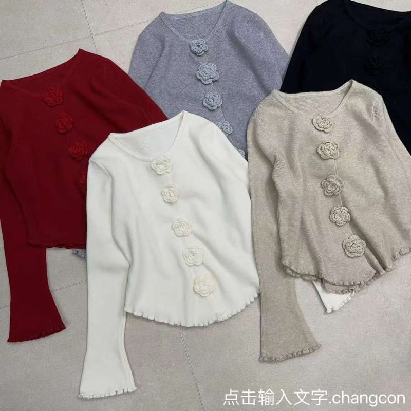 Áo len bông hoa siêu hót - len vạt chéo tay loe