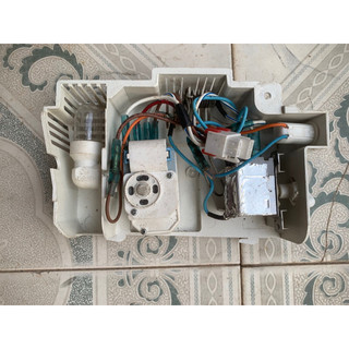 Cảm biến nhiệt độ và rơ le thời gian của tủ lạnh