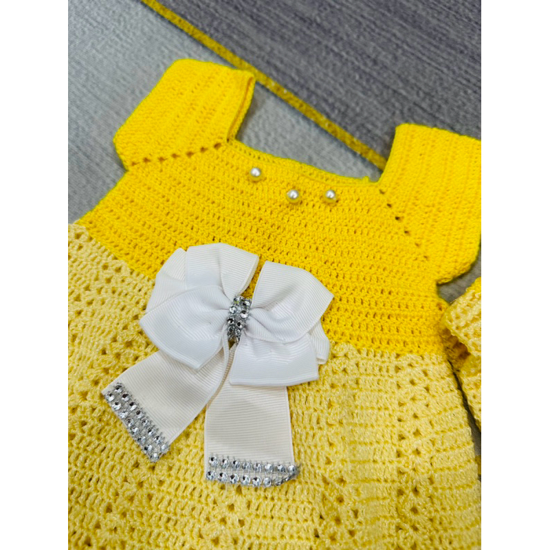 Bộ đầm len kèm nón xinh xắn👧🏼