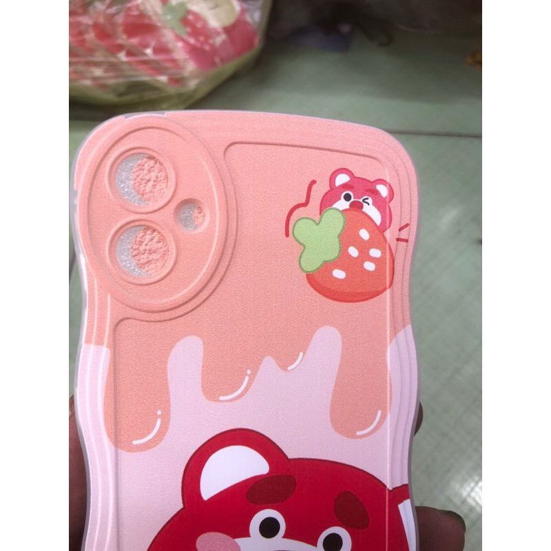 Ốp Sámung A05 ; A05S gấu dâu thời trang bảo vệ Camera .