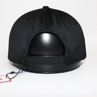 Nón Snapback Under Phong Cách Soái Ca 2024 UnderBN.