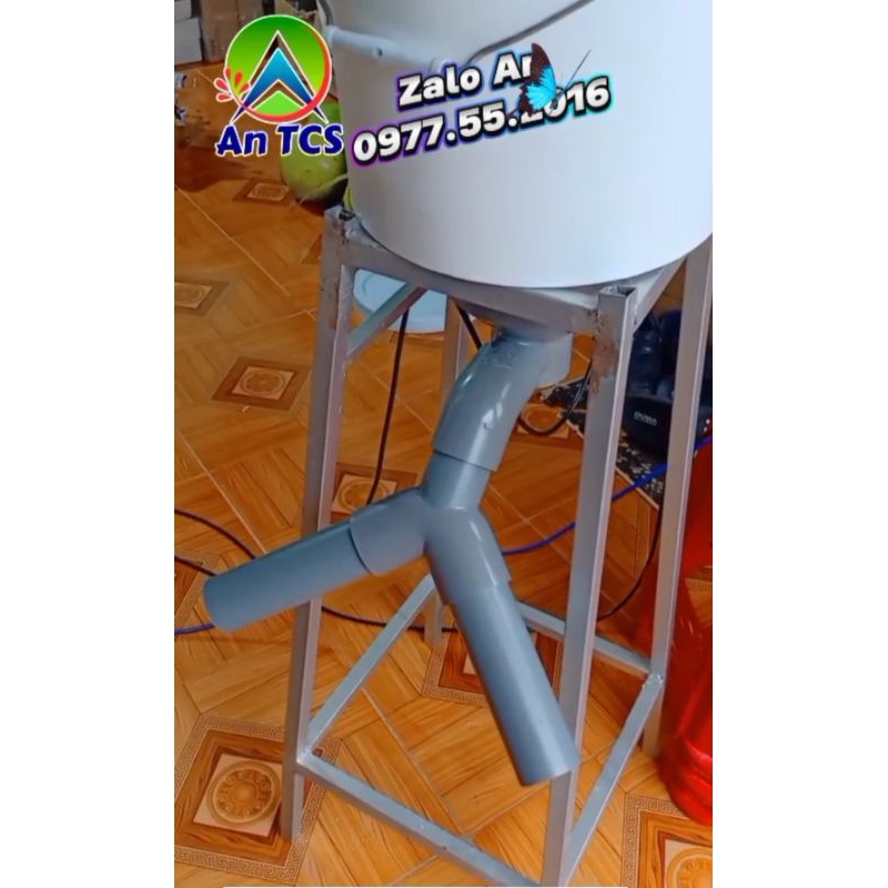 An TCS Chữ Y ra 2 vị trí thức ăn