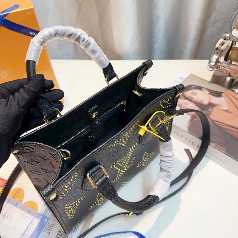 Túi lv onthego mới nhất 2023 hoạ tiết gắn đinh 2 box vip xịn sò