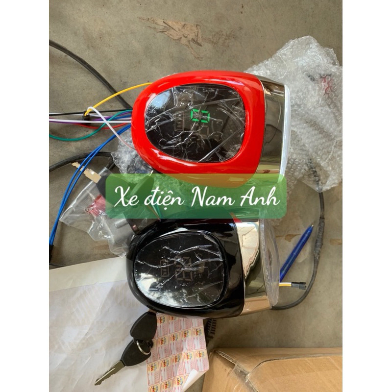 Đầu đèn milan dành cho xe điện có khoá