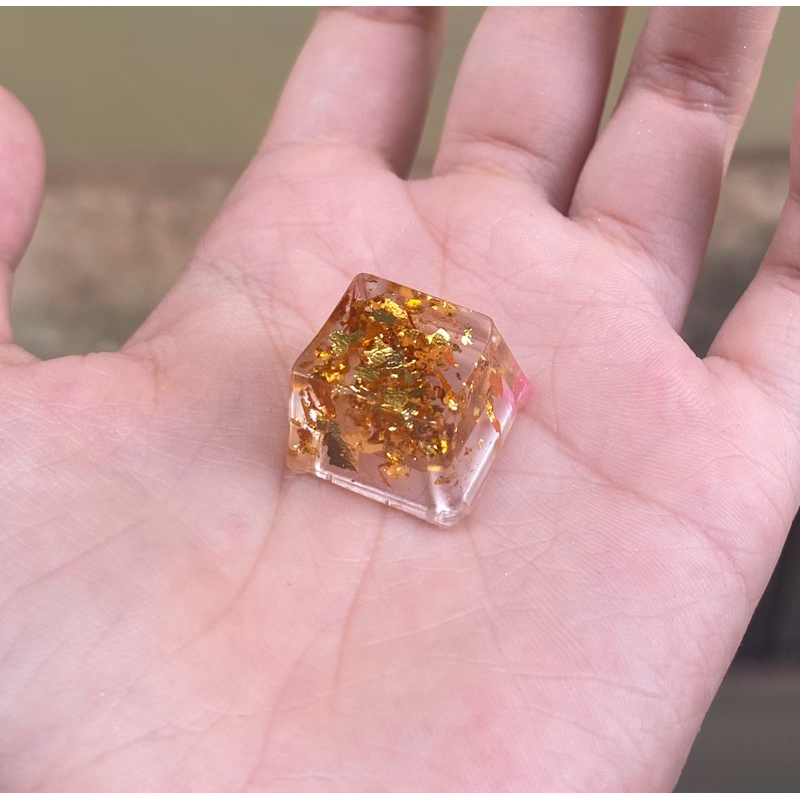 Keycap gold
