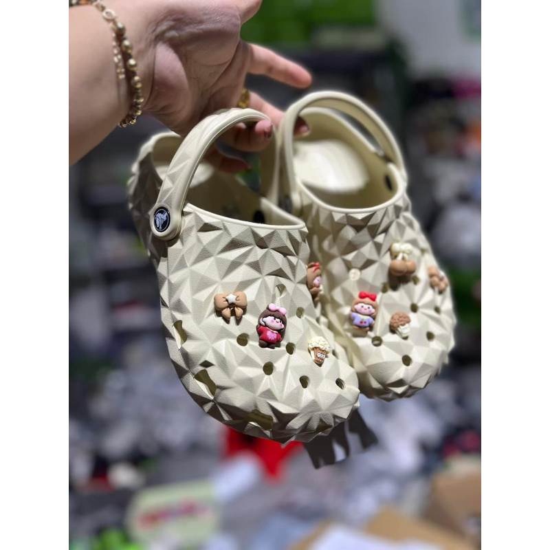 Sục Cross đúc nguyên khối hình trái sầu riêng- tặng 10 sticker