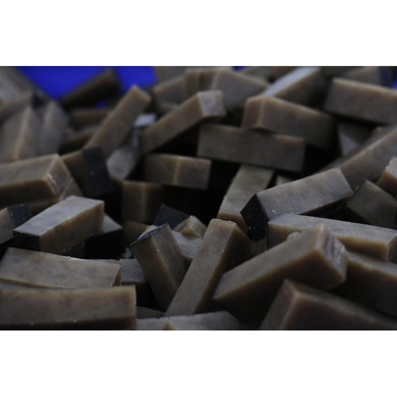 Vụn xà bông sinh dược 1kg tặng 2 túi lưới🌿Vụn đẹp,to,date mới,hạn dùng lâu