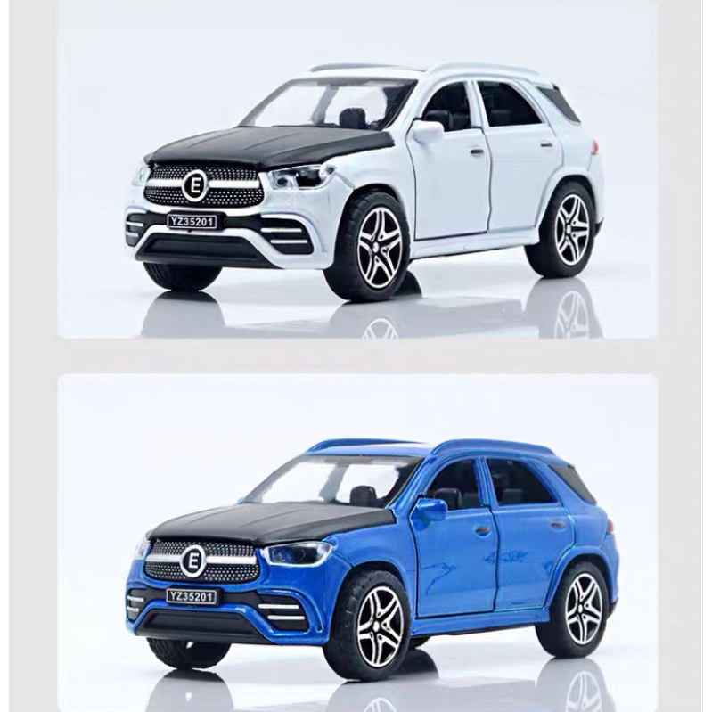 Xe Zeep kim loại mở được 4 cửa chạy cót