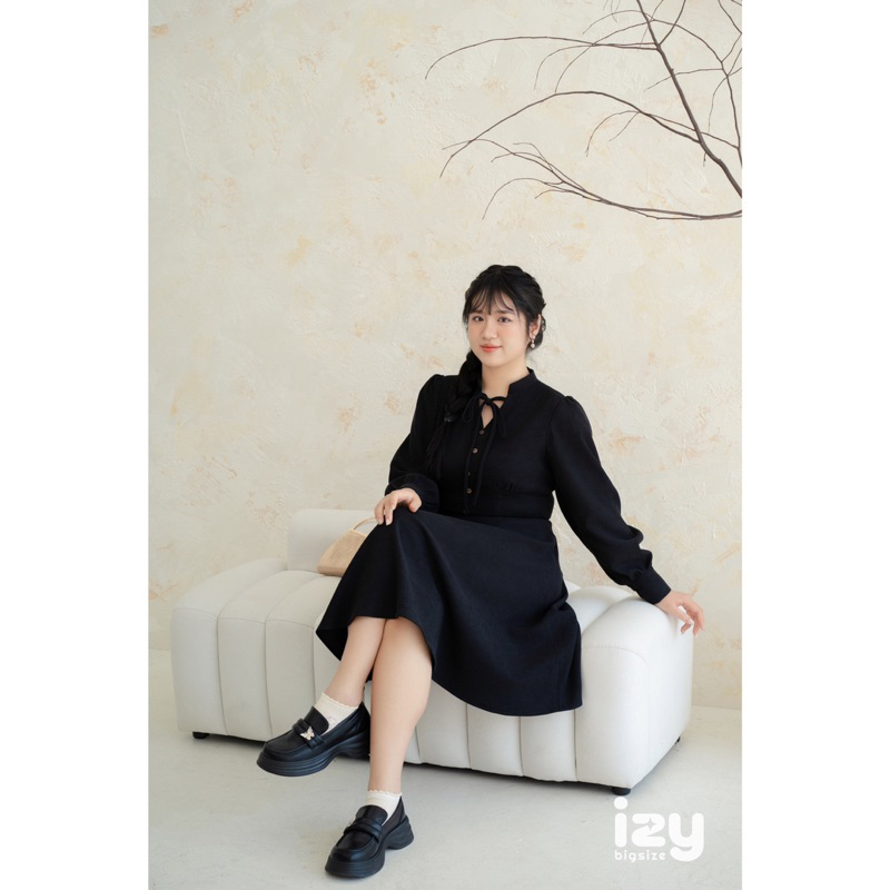 VÁY ĐẦM BIGSIZE NHUNG CỔ TÀU BUỘC NƠ - CHOU DRESS - IZYBYNHI