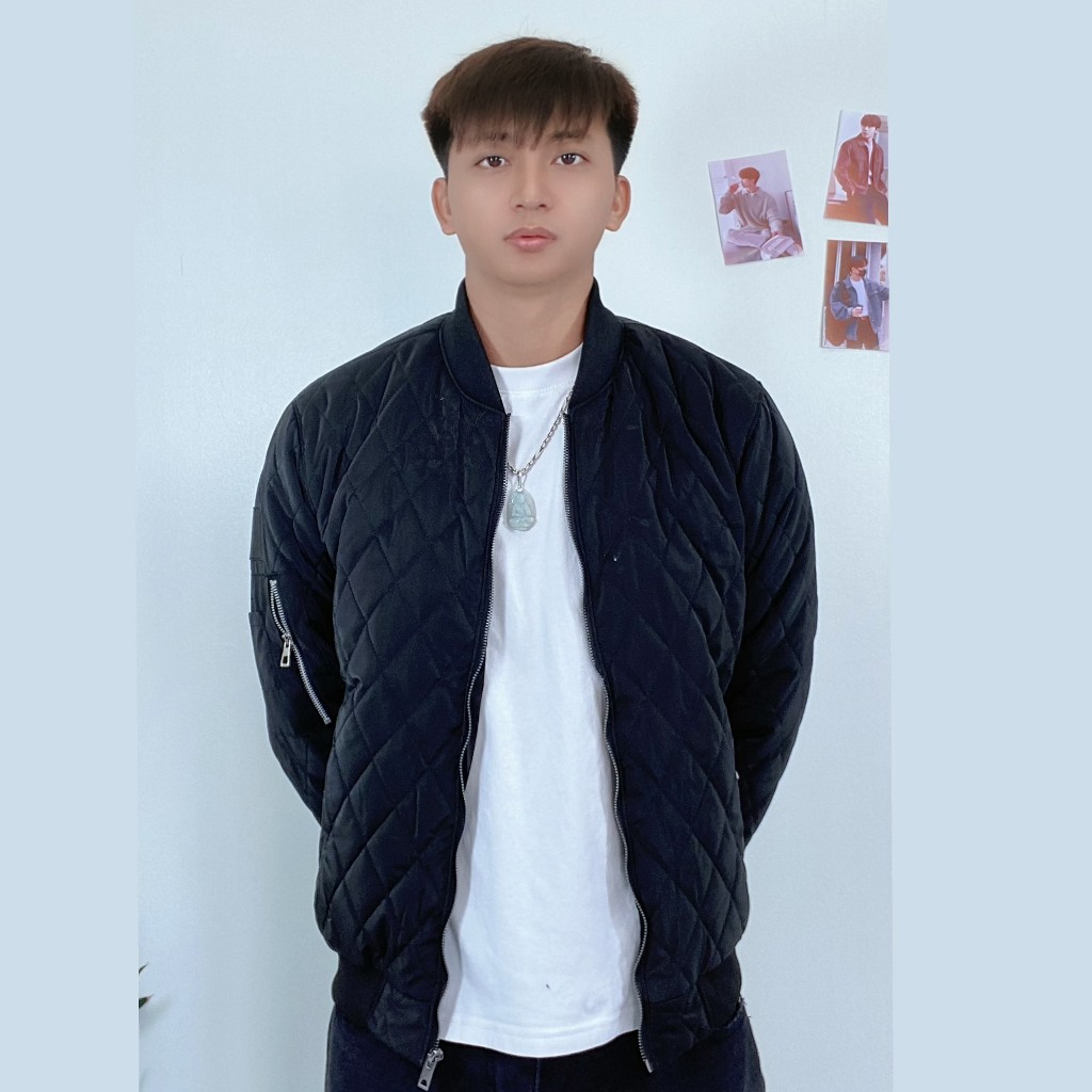 Áo khoác bomber Chần bông dáng suông unisex, Áo khoác vân quả trám phối khóa tay