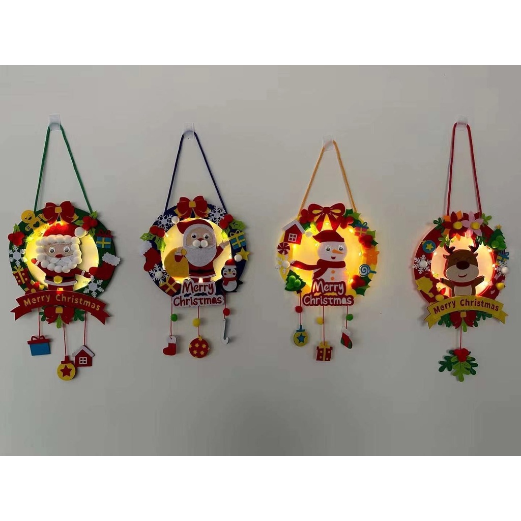 Vòng Trang Trí Handmade Giáng Sinh Có Đèn Led Phát Sáng Mẫu Ông Già Noel, Chú Tuần Lộc, Người Tuyết