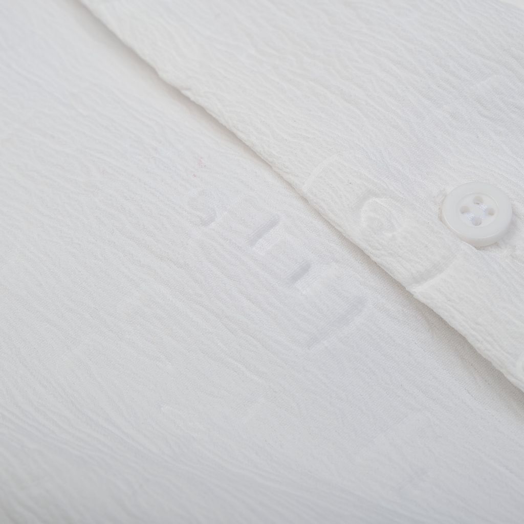 Áo sơ mi tay ngắn EMBOSS dập nổi họa tiết, thoáng mát, trẻ trung - FEAER