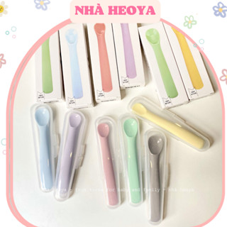 MUỖNG ĂN DẶM SILICON KÈM HỘP ĐỰNG DAILYLIKE BONBON MADE IN KOREA