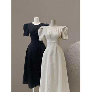 Đầm Linen dáng midi tay phồng