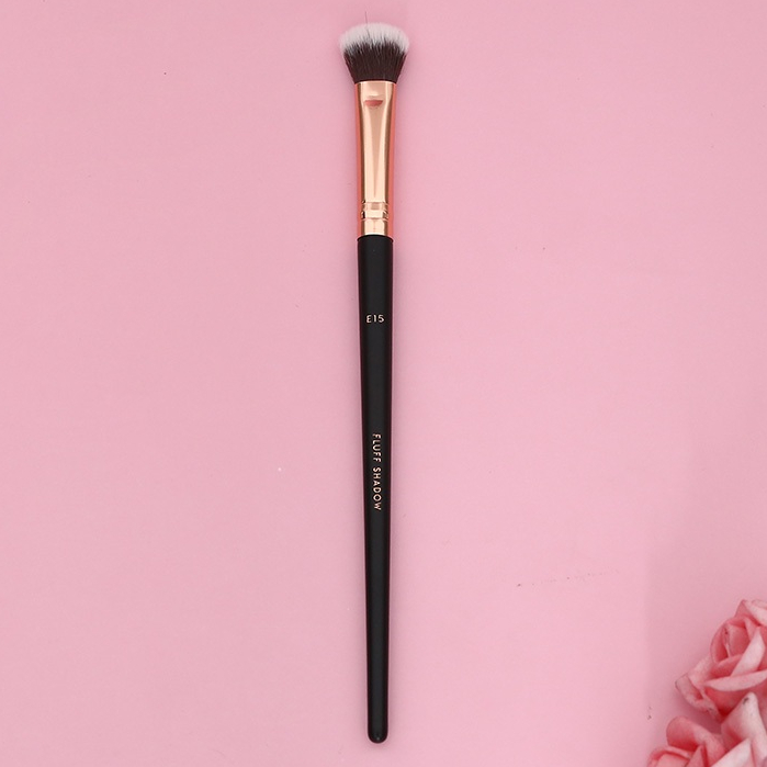 Cọ Phủ Phấn Mắt Vacosi Fluff Shadow Brush E15