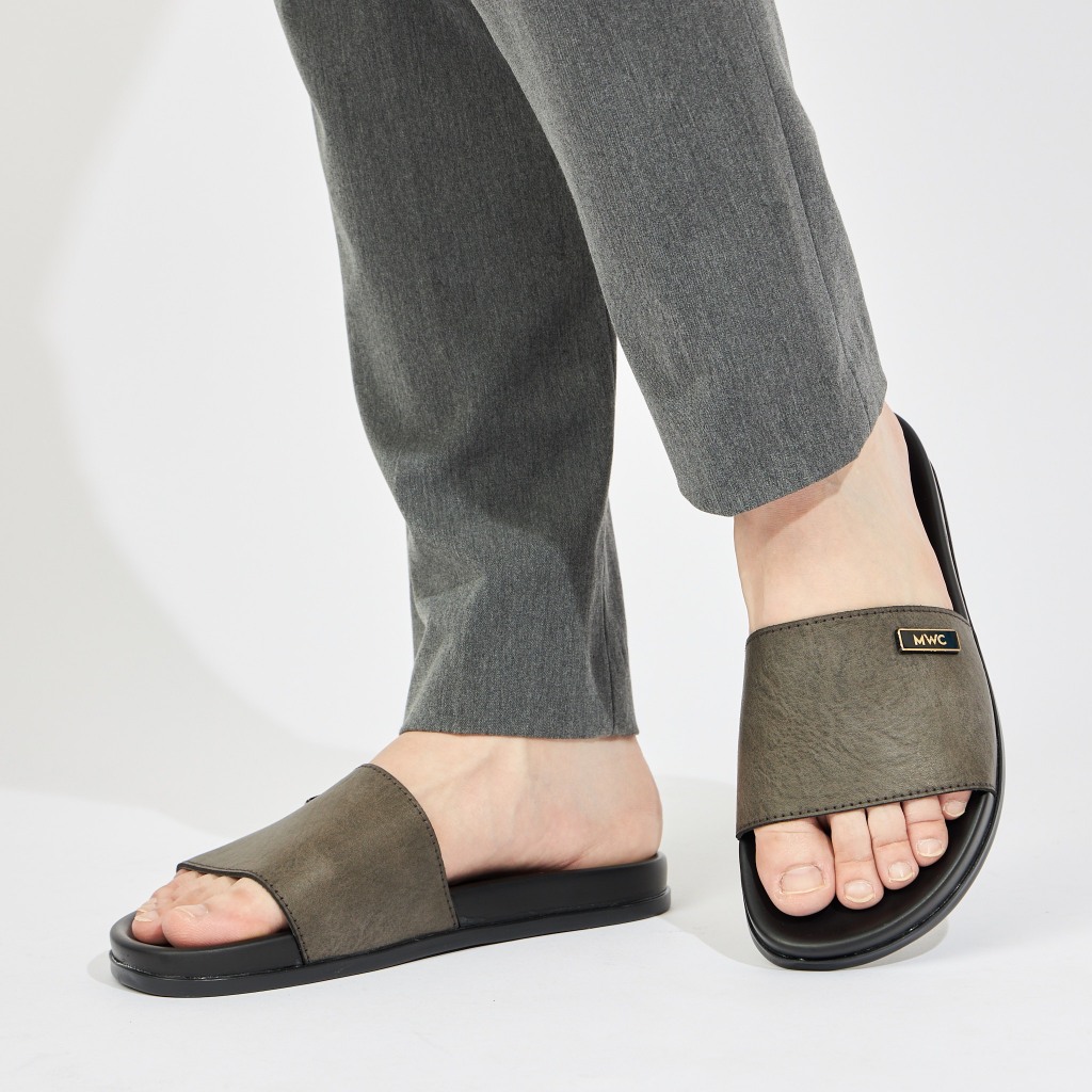 Dép Nam MWC 7829 - Dép Nam Chất Liệu Da Trơn Phối Khoá Kim Loại Basic