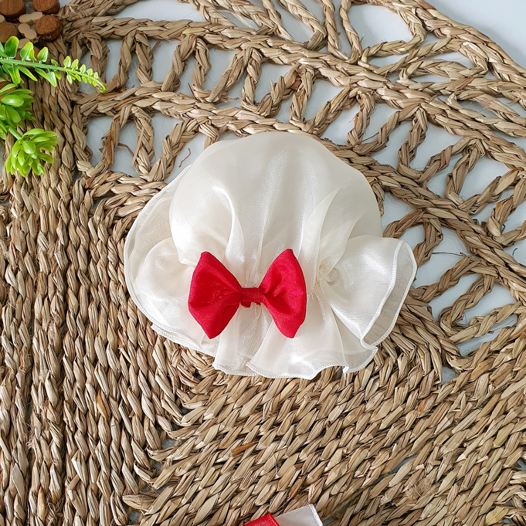 Body váy trắng bé gái dễ thương 🍓[𝐓𝐀̣̆𝐍𝐆 𝐊𝐄̀𝐌 mũ+ giày vải🍓 Su Shop- body thiết kế sinh nhật thôi nôi cho bé