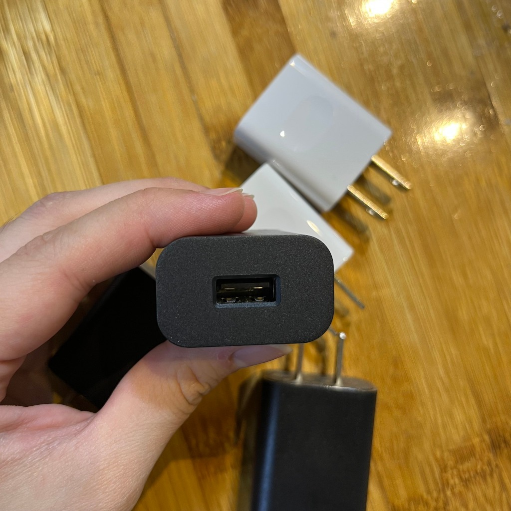 Củ sạc micro usb cho máy đọc sách Kindle hàng chính hãng bóc máy