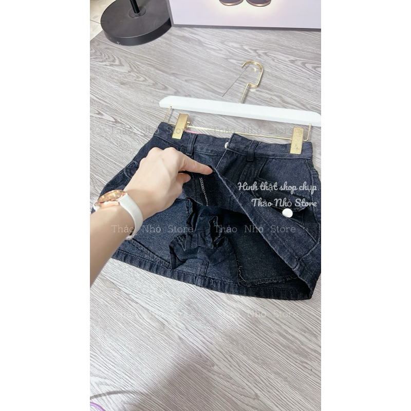 Chân váy jean đen núc kiểu