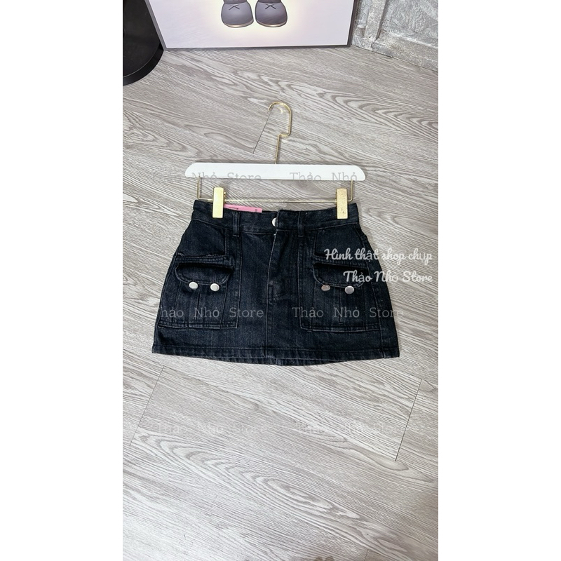 Chân váy jean đen núc kiểu
