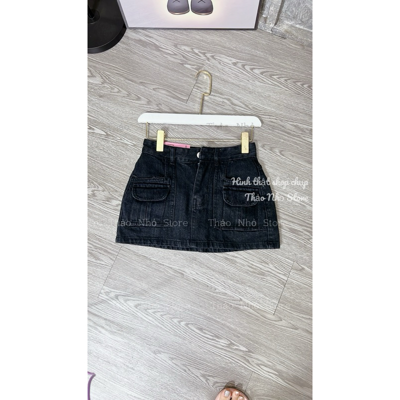 Chân váy jean đen núc kiểu