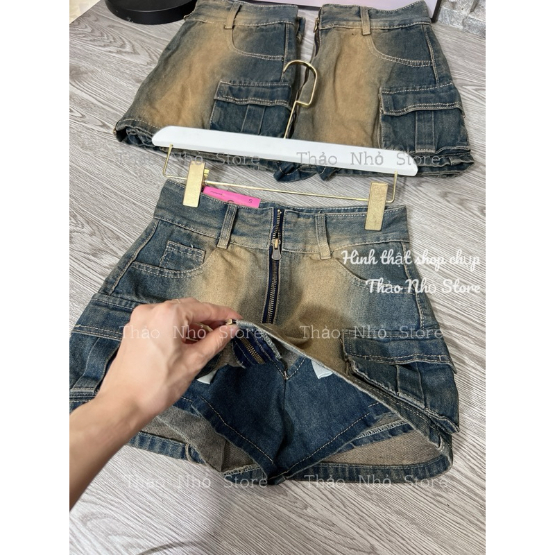 Chân váy jean phong cách màu dơ kéo khoá