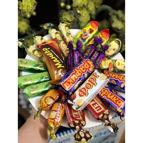 Kẹo Socola Nga Mix 8 Vị Nguyên Chất Gói 450gr hàng Nga Chính Hãng