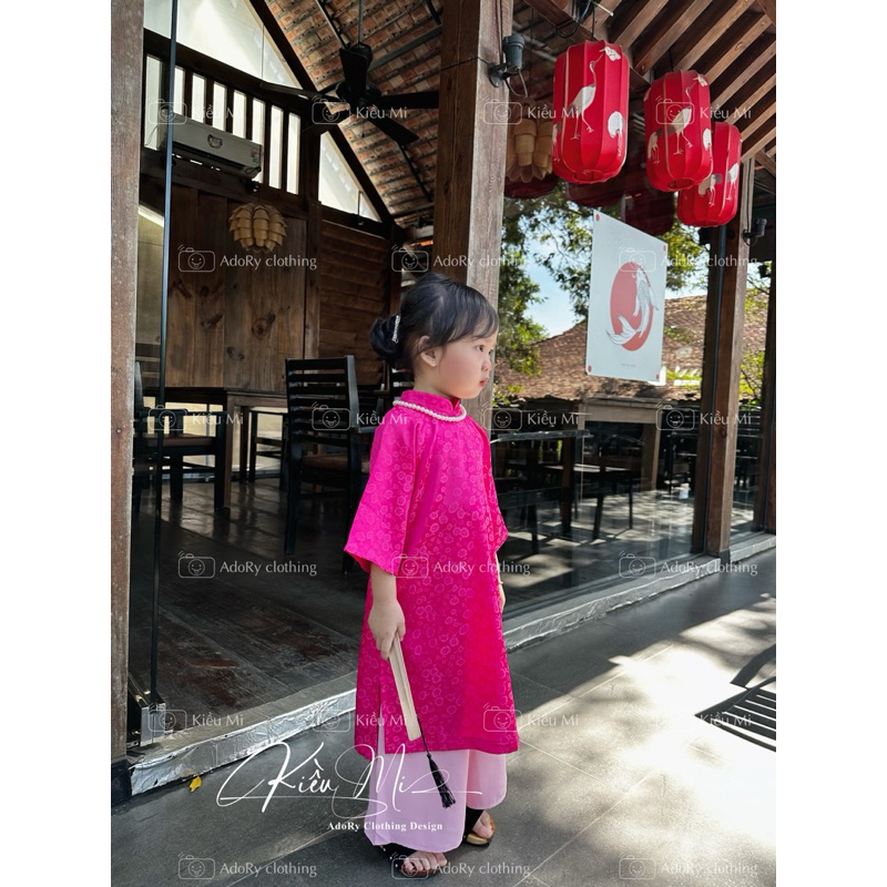 Áo dài gấm hồng hai da cho bé 8-40kg