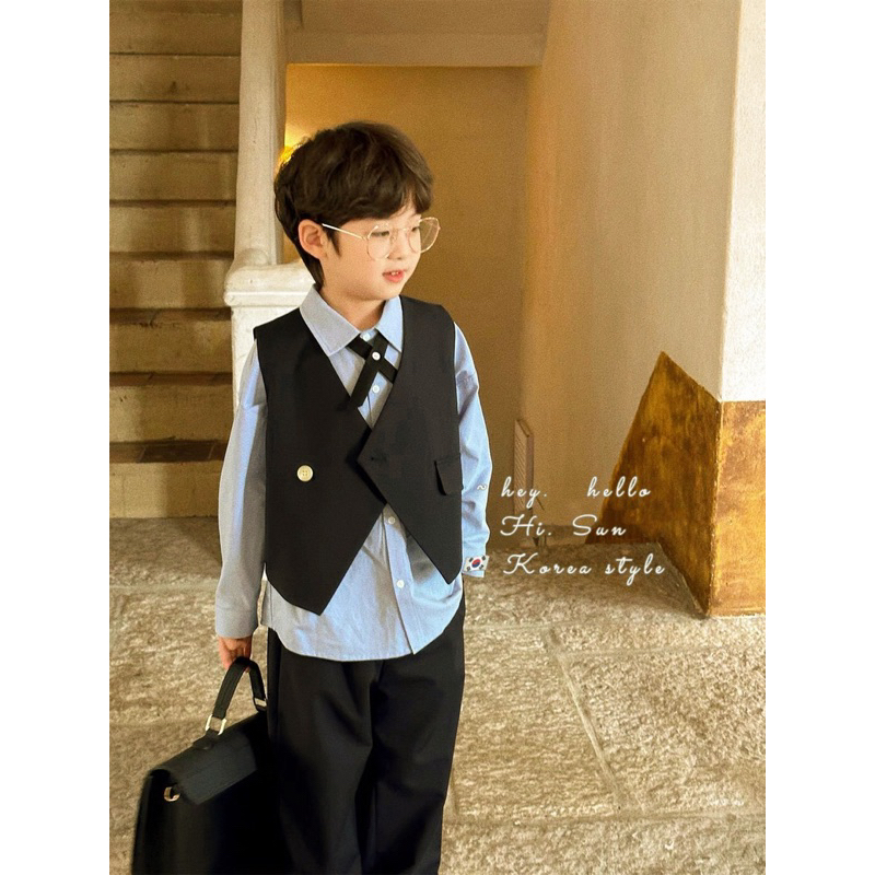 Set 3 chi tiết áo sơmi xanh - áo gile và quần chuần soái ca nhà Hisun cho bé trai size từ 12-45 cân