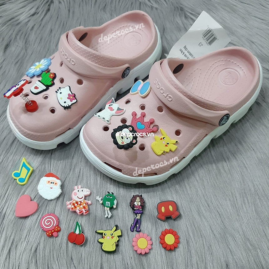 Dép cross duet sport unisex cao cấp tặng 10 jibbitz sticker 3D xịn, dép sục đế răng cưa nam nữ màu trắng đen Nhà Cá Sấu