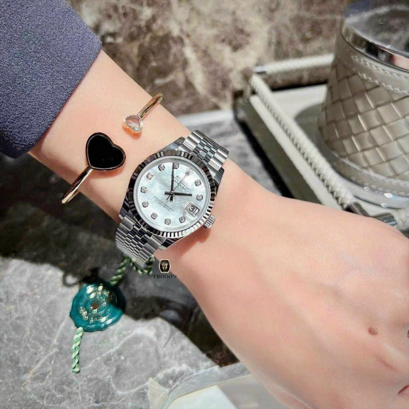 Đồng hồ nữ Rolex,niềng trơn siz 31mm dây kim loại dây trắng mặt trắng